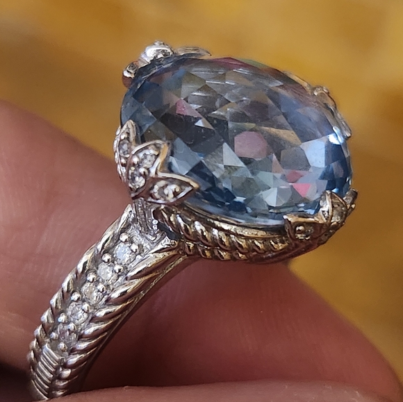 Judith Ripka Silver Ring with Blue/Green Aqua Gemstone. Size 10 925 - Picture 3 of 11